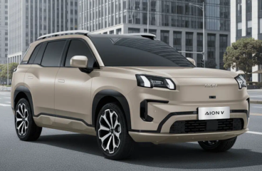 Mobil listrik AION V Bekasi